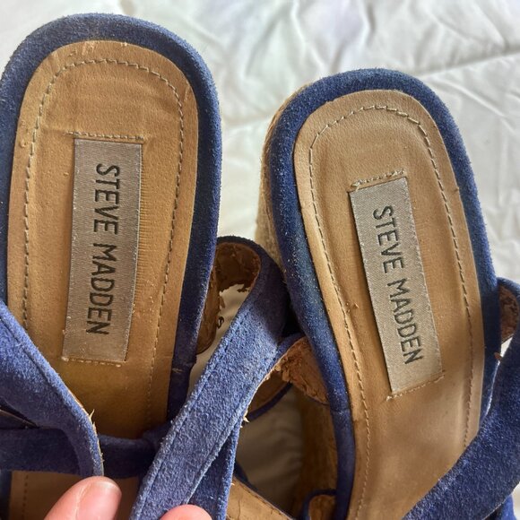 STEVE MADDEN WEDGES - Picture 3 of 3